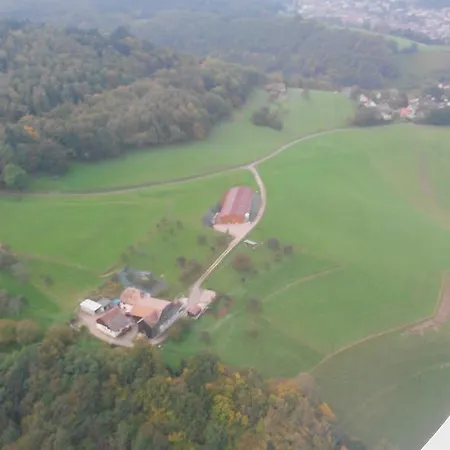 A L'oree Des Biches Farm stay *